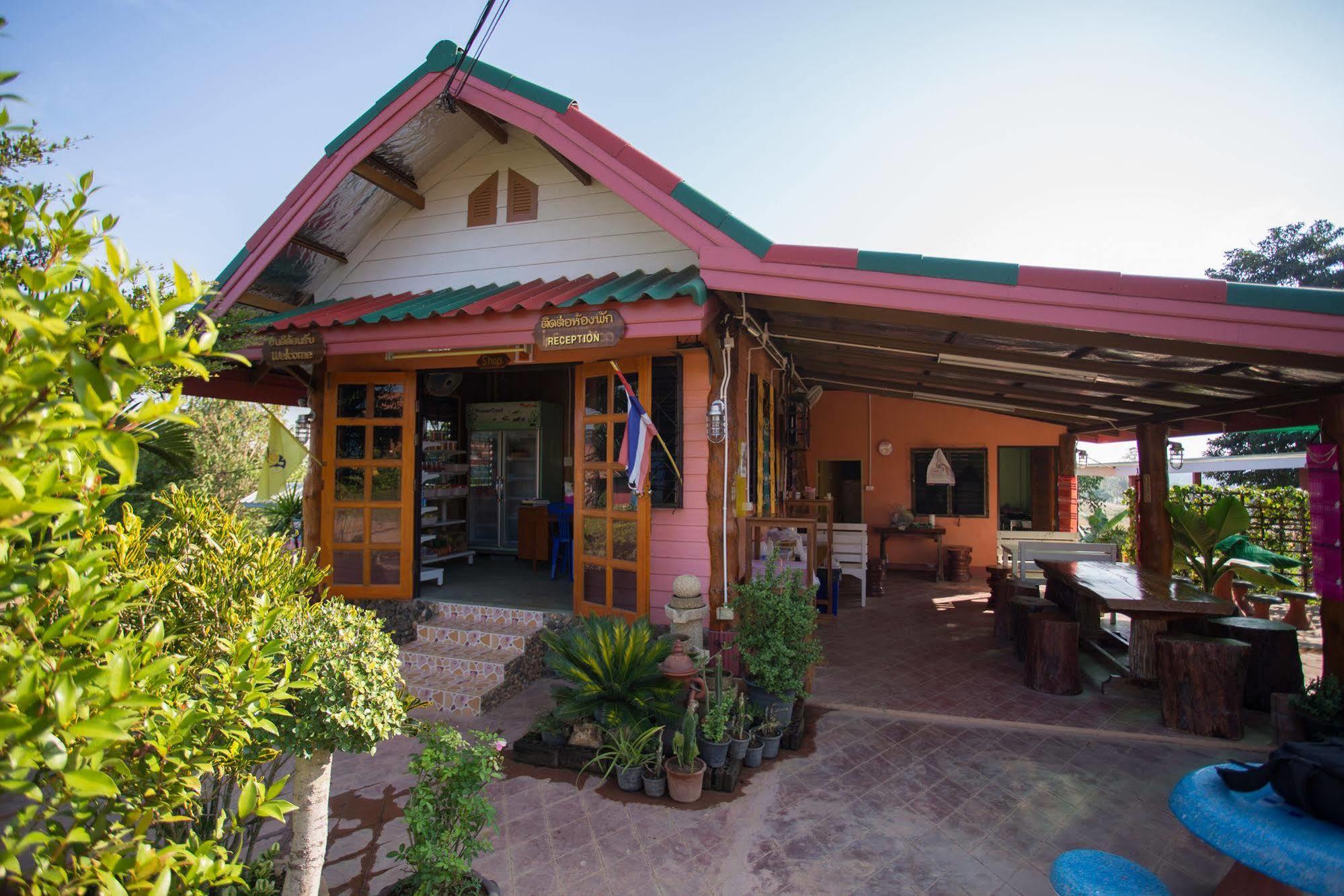 Phoomtada Homestay Wiang Pa Pao Exterior foto